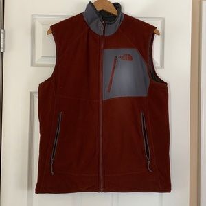 North Face Men’s Reversible Fleece Vest